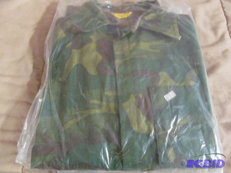lot 86 image: Camouflage