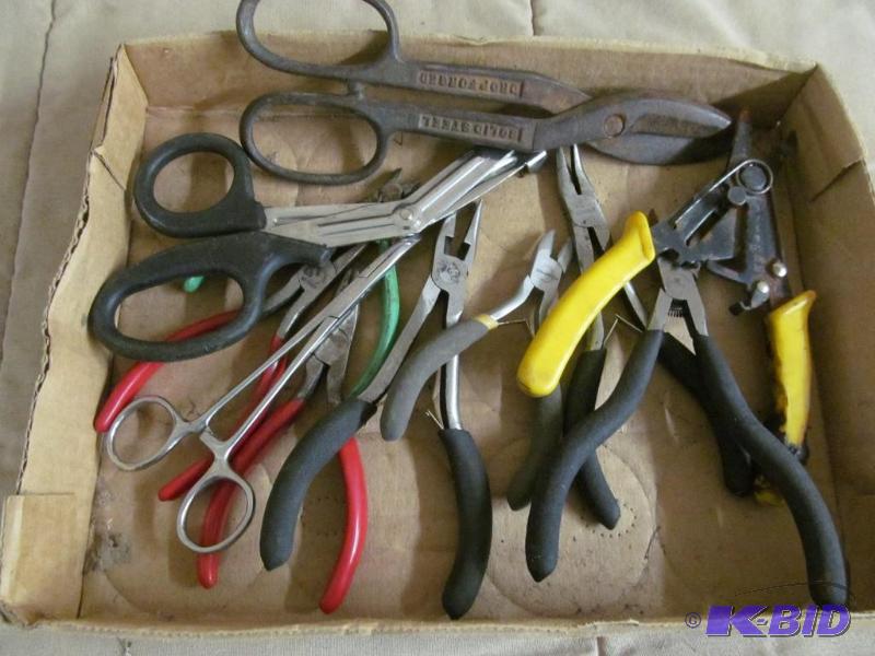 lot 93 image: Tool