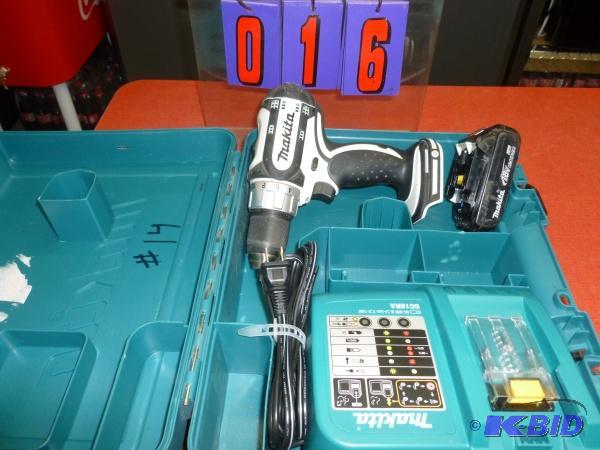 Makita half inch 18 volt cordless drill. With...