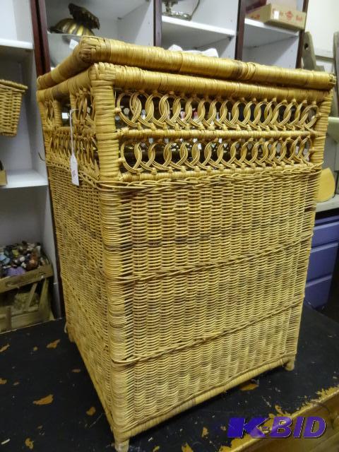 Wicker Laundry Hamper. 16 X 13 X 24...