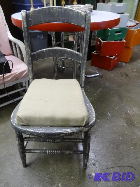 Vintage Wood Chair...