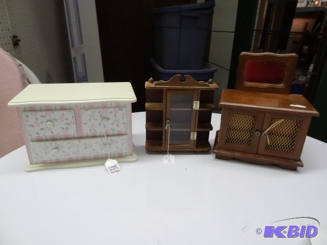 2 Music Box Jewelry Boxes. Mini Glass Case...