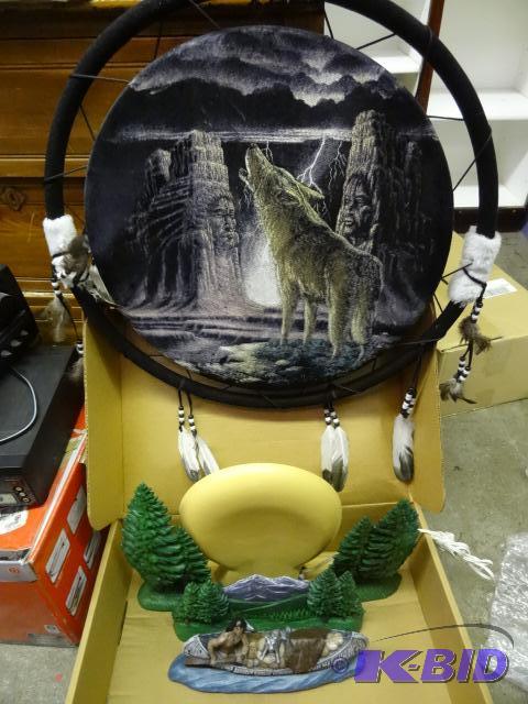 Ceramic Harvest Moon Set. Lighted. Wolf Dream...