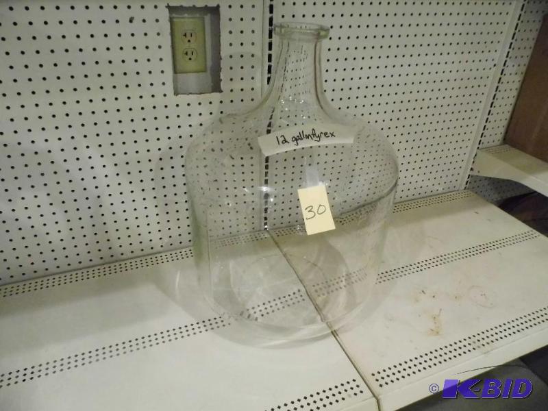 12 Gallon Glass Pyrex Container