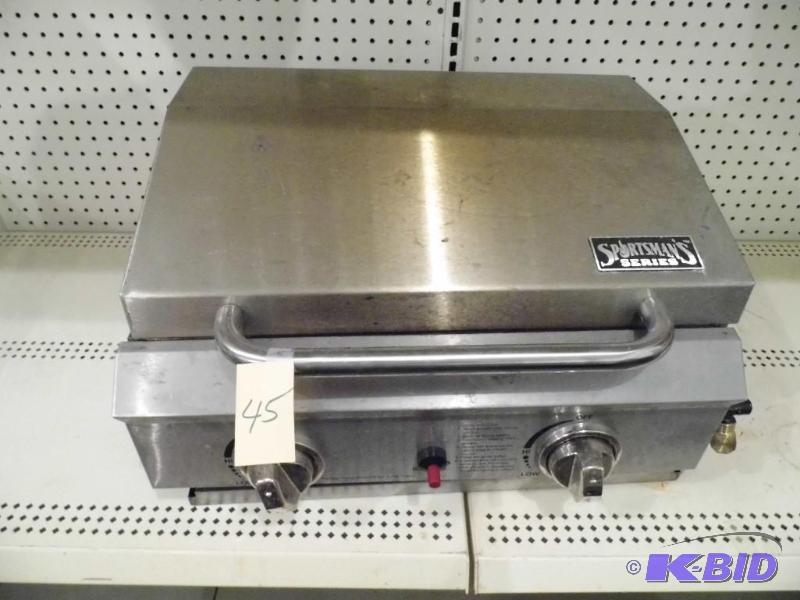 Sportsman Series Grill