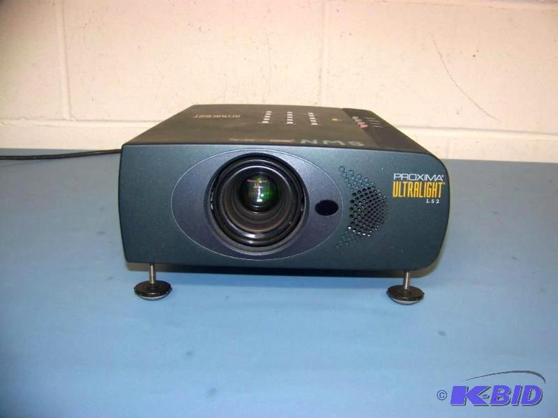 lot 14 image: Proxima, UltraLight, LS2, LCD Projector