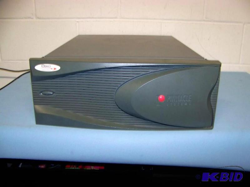 lot 28 image: Pinnacle Systems, Deko3000, Graphics System