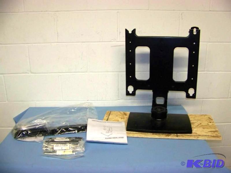lot 9 image: Chief, Flat Panel, Swivel, Table Stand for Flat Panel Displays  Monitors  Televisions