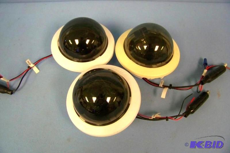lot 16 image: (3) Pelco Indoor High-Resolution Color Cameras