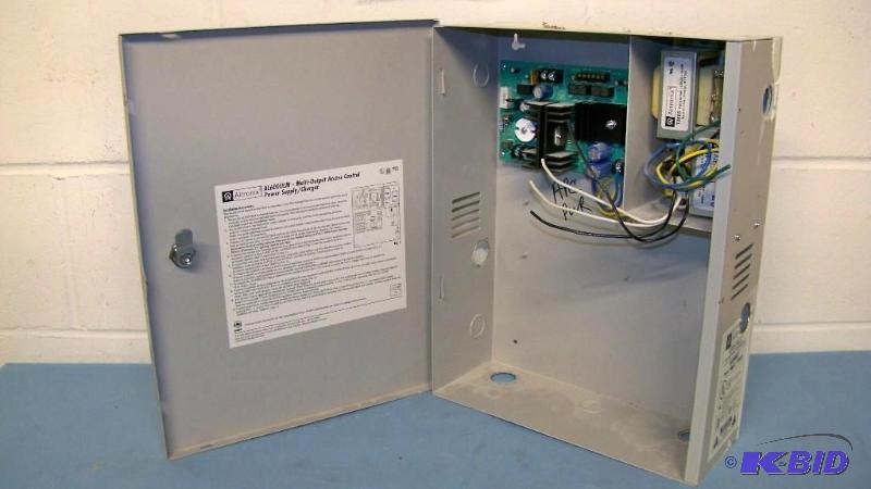 lot 40 image: Altronix Single Output Power SupplyCharger