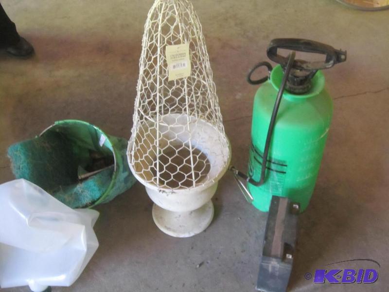 SprayerVine Planter,Water Jug,Rechargeable Battery