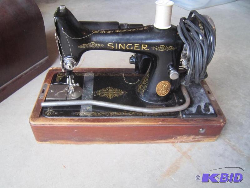 Singer Sewing Machine