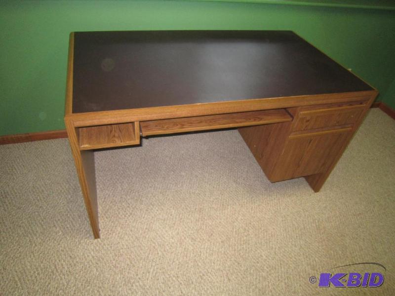 Large computer Desk