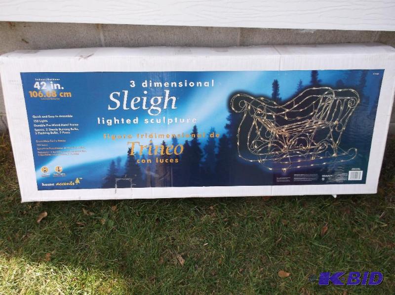 lot 17 image: Lighted 3 dimensional 42" Sleigh quick a...