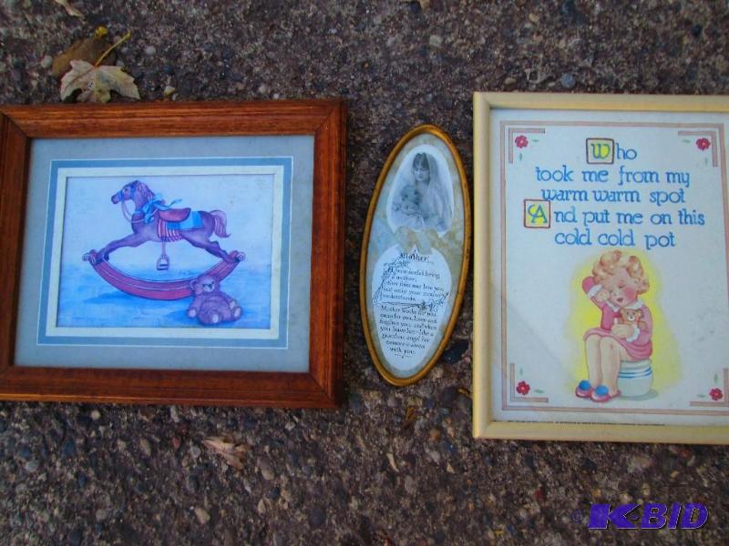 Childrens and mother art...