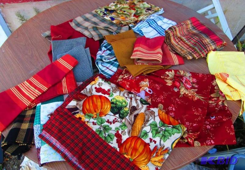 Lot of assorted fabric and placemats in fall ...