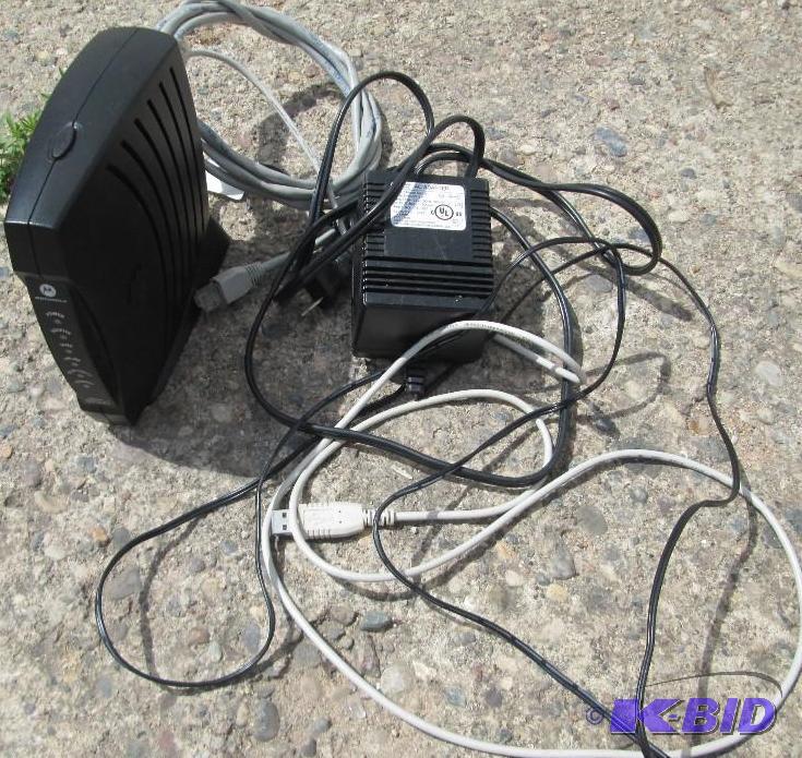 lot 153 image: motorola motom router...