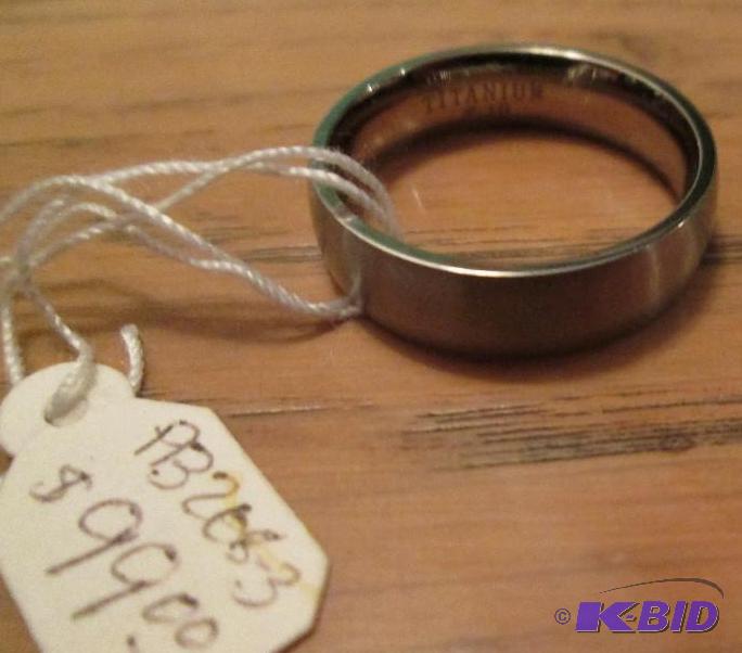 lot 41 image: Titanium #10 ring...