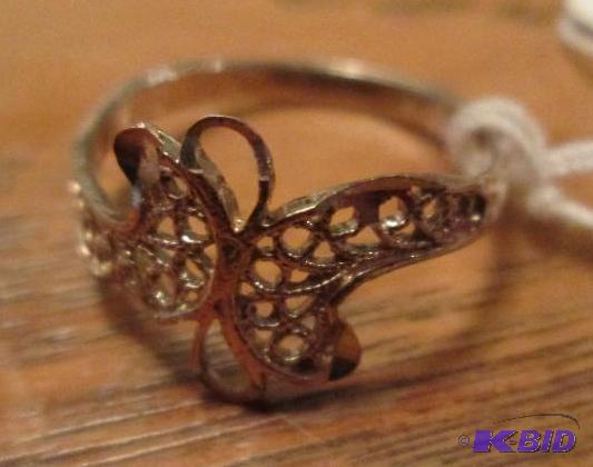 lot 45 image: Sterling silver size 8 ring...