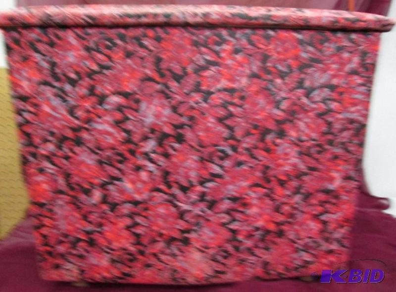 lot 63 image: Hand made clothes hamper, measures 23 inches ...