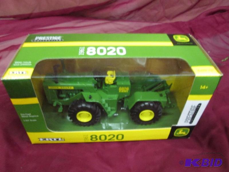 lot 70 image: Ertl John Deere 8020 prestige collection 132...