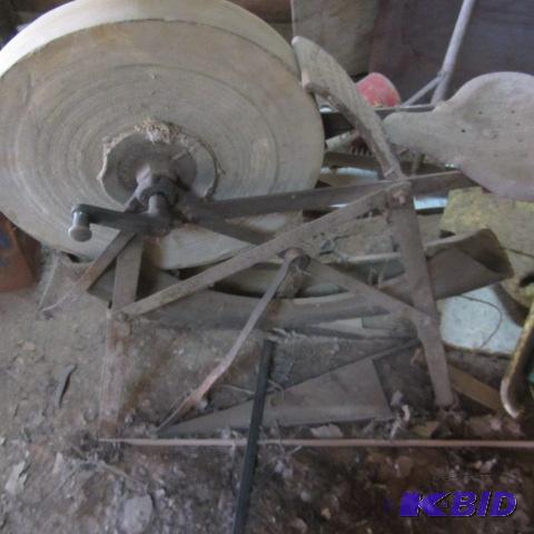 Pedal Grinder