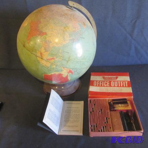 Oakland Car Book, Globe