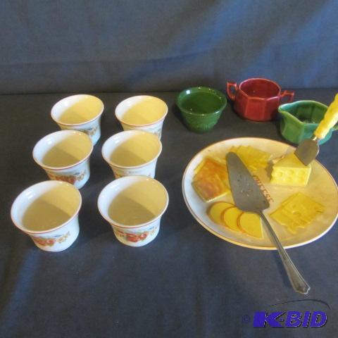 Custard Cups, Server