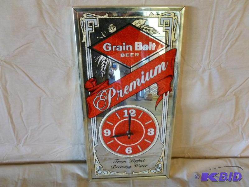 Collectible Grain Belt metal framed beer mirr...