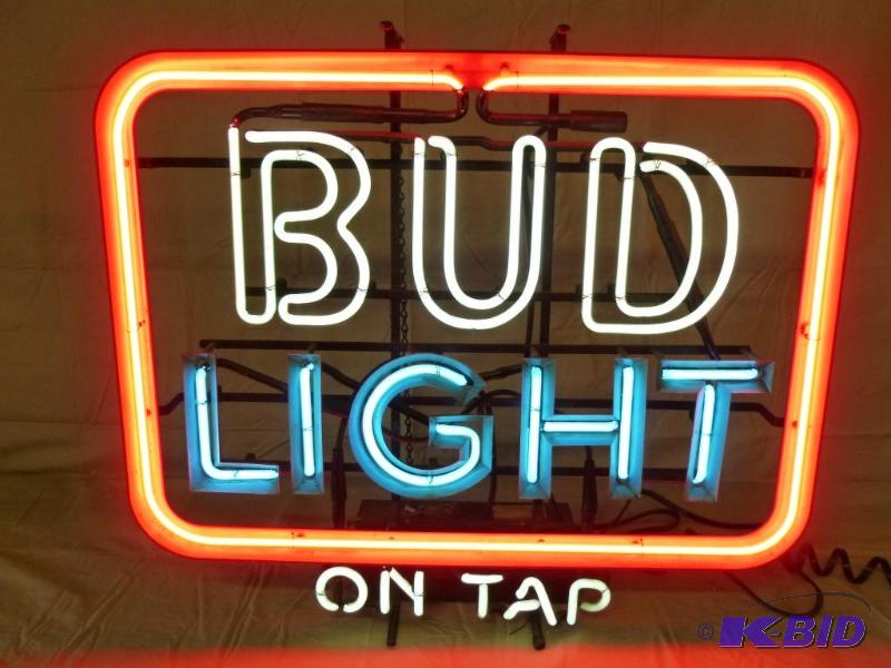 Large Bud Light On Tap beer neon light that m...