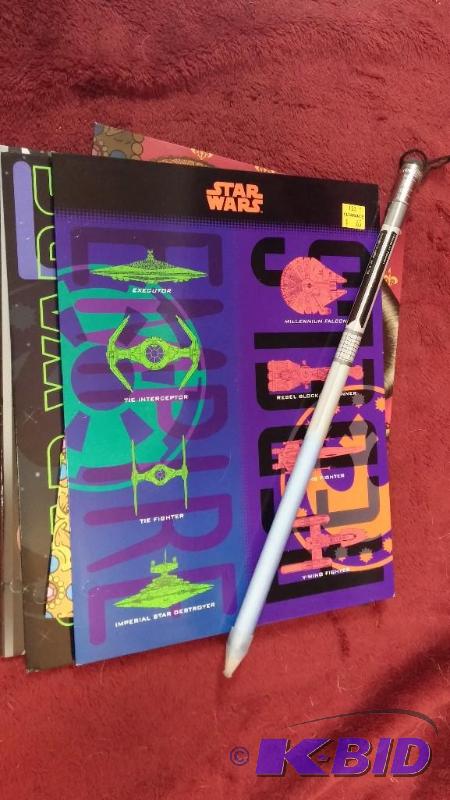 LOT OF 4 STAR WARS 2 POCKET FOLDERS WITH LIGH...