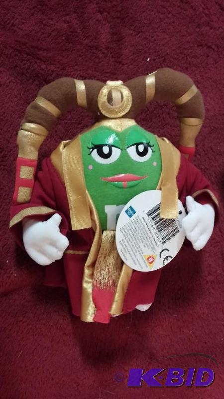 STAR WARS CHOCOLATE MPIRE GREEN AS QUEEN AMID...