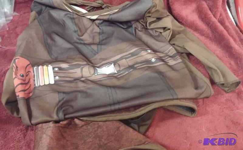 ANAKIN SKYWALKER COSTUME...