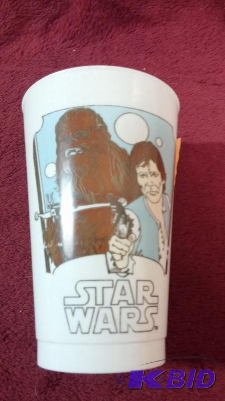 VINTAGE COCA-COLA PLASTIC CUP FEATURING HAN S...