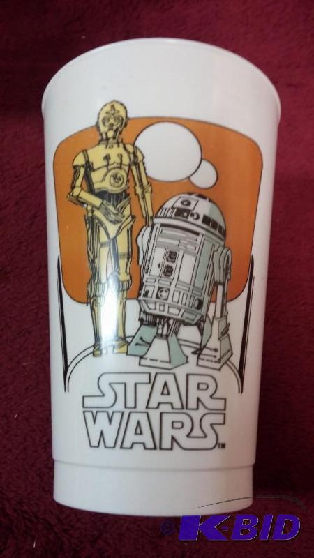 VINTAGE COCA-COLA PLASTIC CUP FEATURING R2-D2...