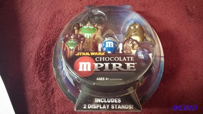 STAR WARS CHOCOLATE MPIRE FIGURES WITH QUEEN ...