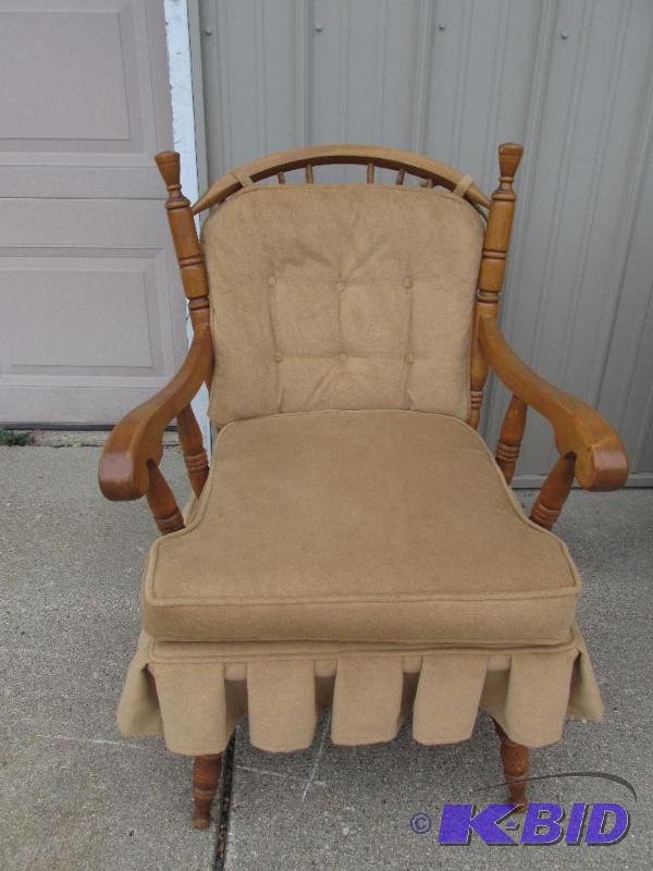 lot 1 image: Wood and Uphholstered Chair