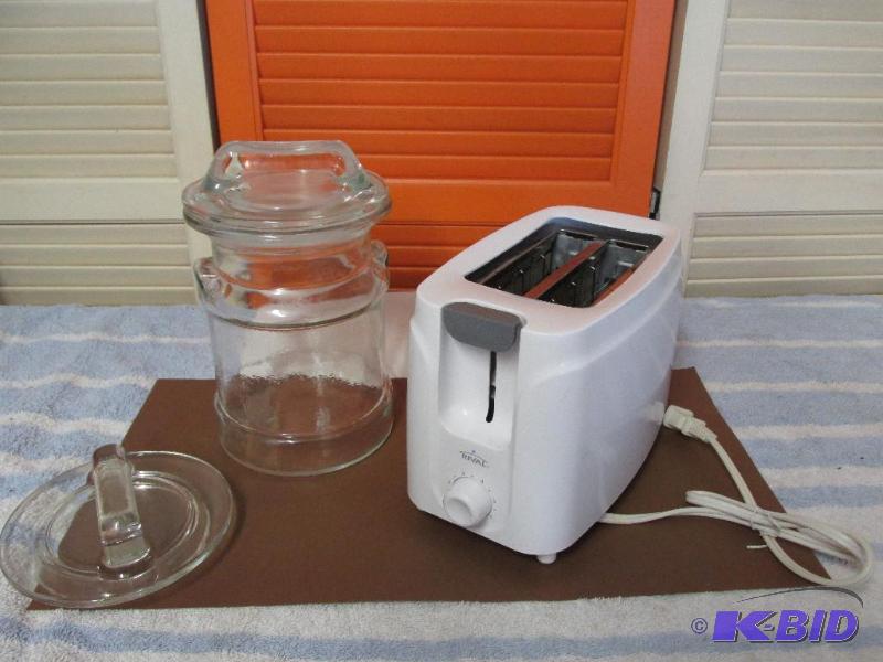 lot 120 image: Toaster (works) and Cannister with extra top