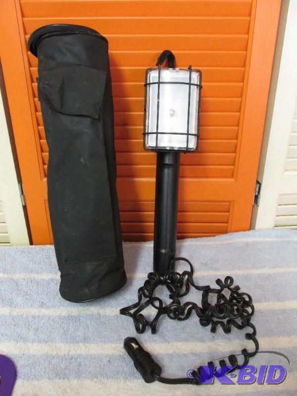 lot 144 image: 12 Volt Trouble Light with Case