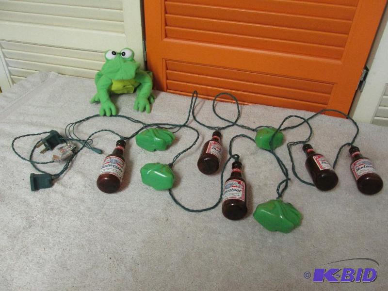 lot 40 image: Budweiser and Frogs