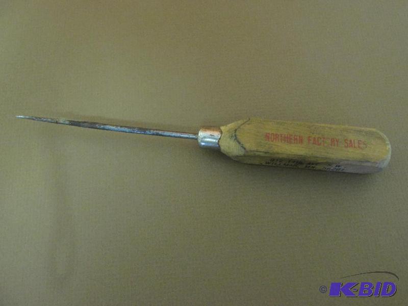 lot 45 image: Collectible Northern Factory Sales Ice Pick, from Willmar, MN