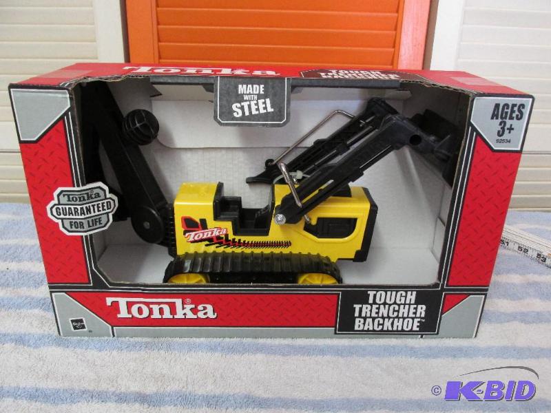lot 84 image: TONKA Truck - Brand New in the Package
