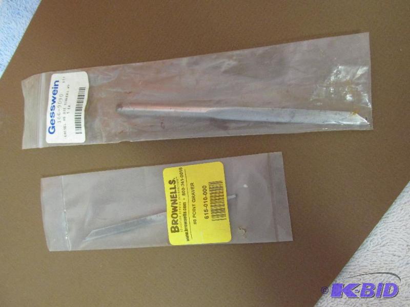 lot 89 image: (1) 0 Point Graver -Brownells  (1) Chisel HS #9 Die Sinker -Gesswein