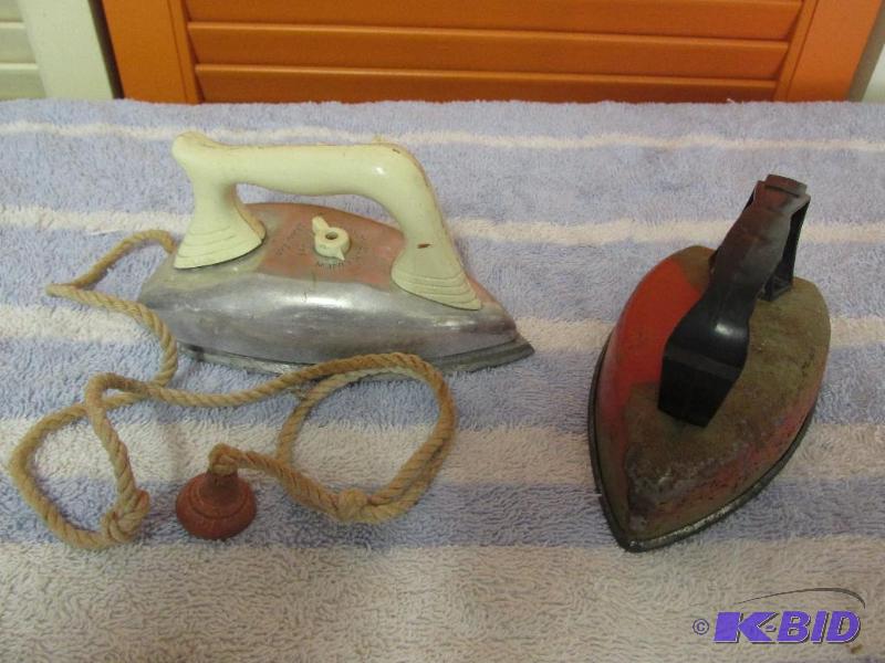 lot 95 image: 2 Vintage, Collectible Play Irons