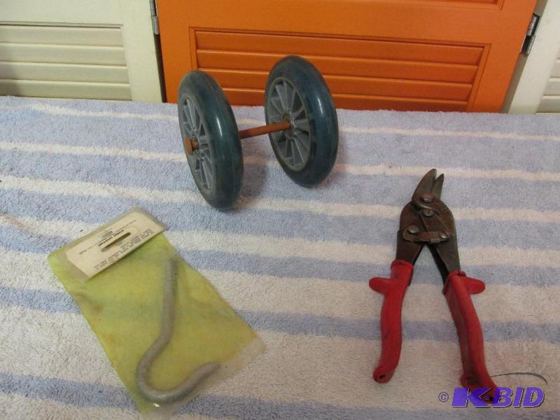 lot 98 image: Tin Snips, Large Hook, 2 Wheels with Ball Bearings