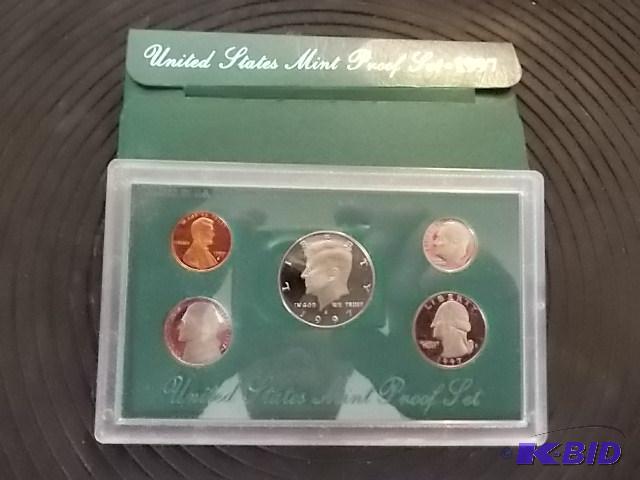 lot 6 image: 1997 US Mint Proof Set...