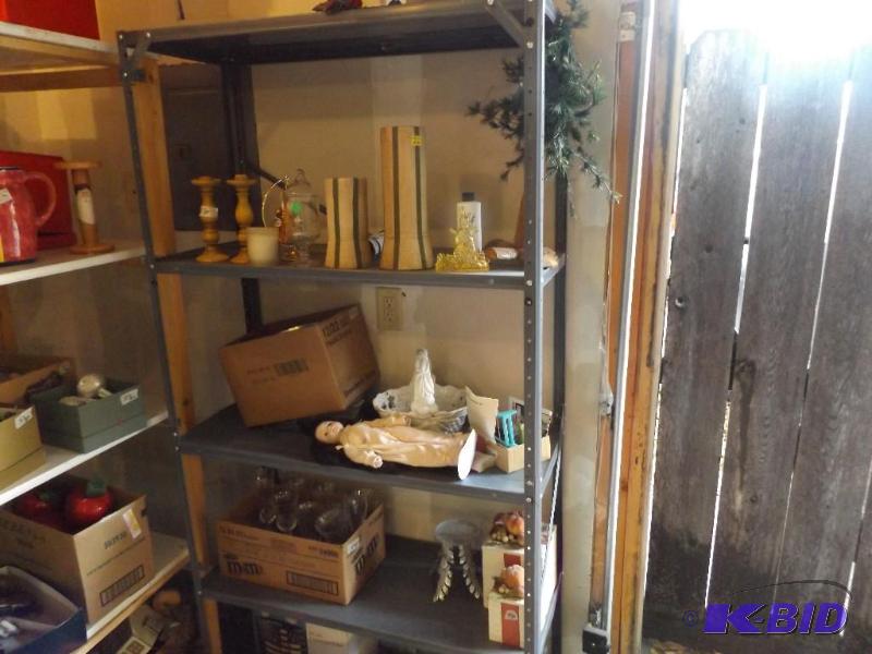 lot 26 image: Contents on the shelf, Candles, decorations, ...