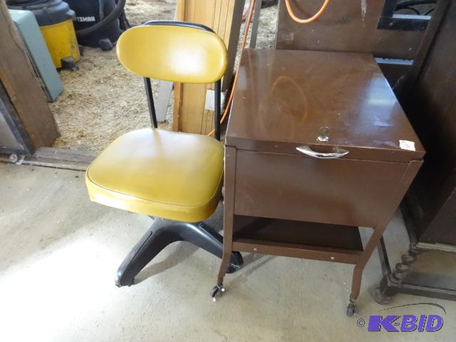 Vintage Office Chair on Wheels Metal Legal Si...