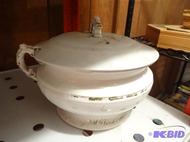 Kermit H.G. Company, Serving Dish, Has a chip...