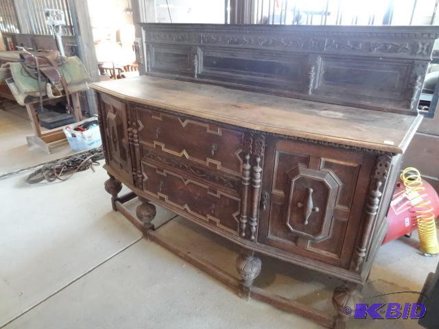 Antique Wood Buffet 2 Drawer and 2 Doors. Ver...